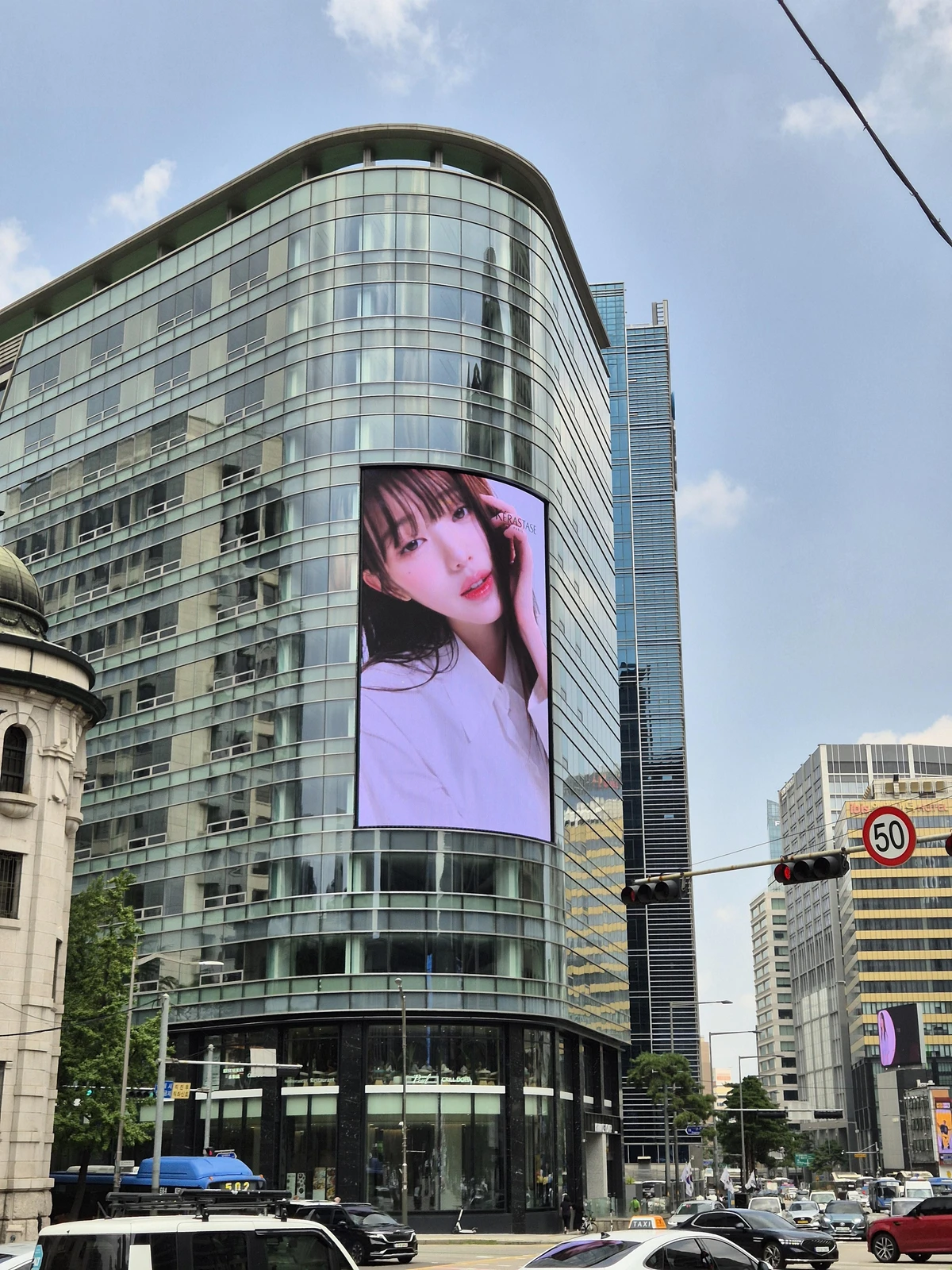 케라스타즈 광고 이미지