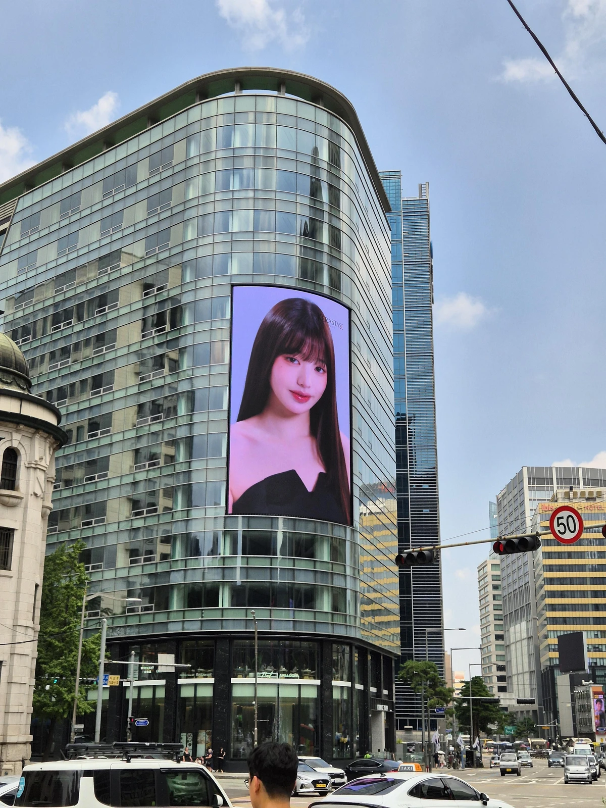 케라스타즈 광고 이미지
