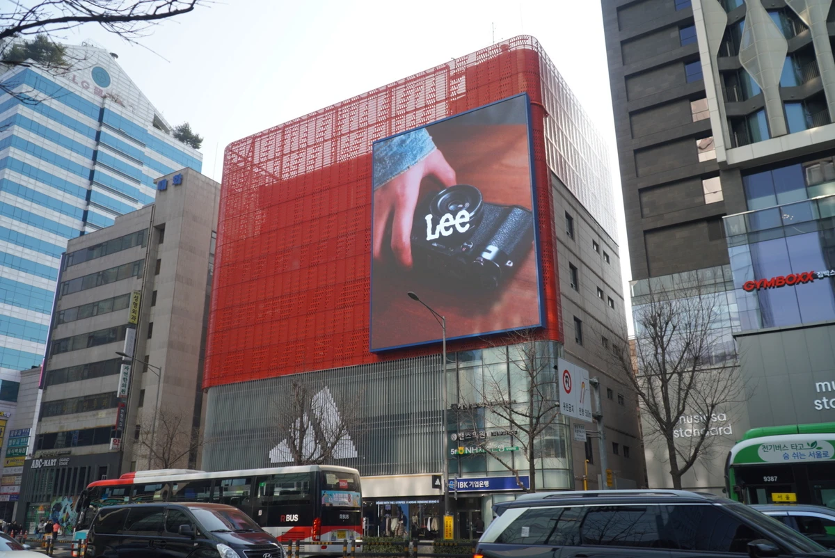 Lee 광고 이미지