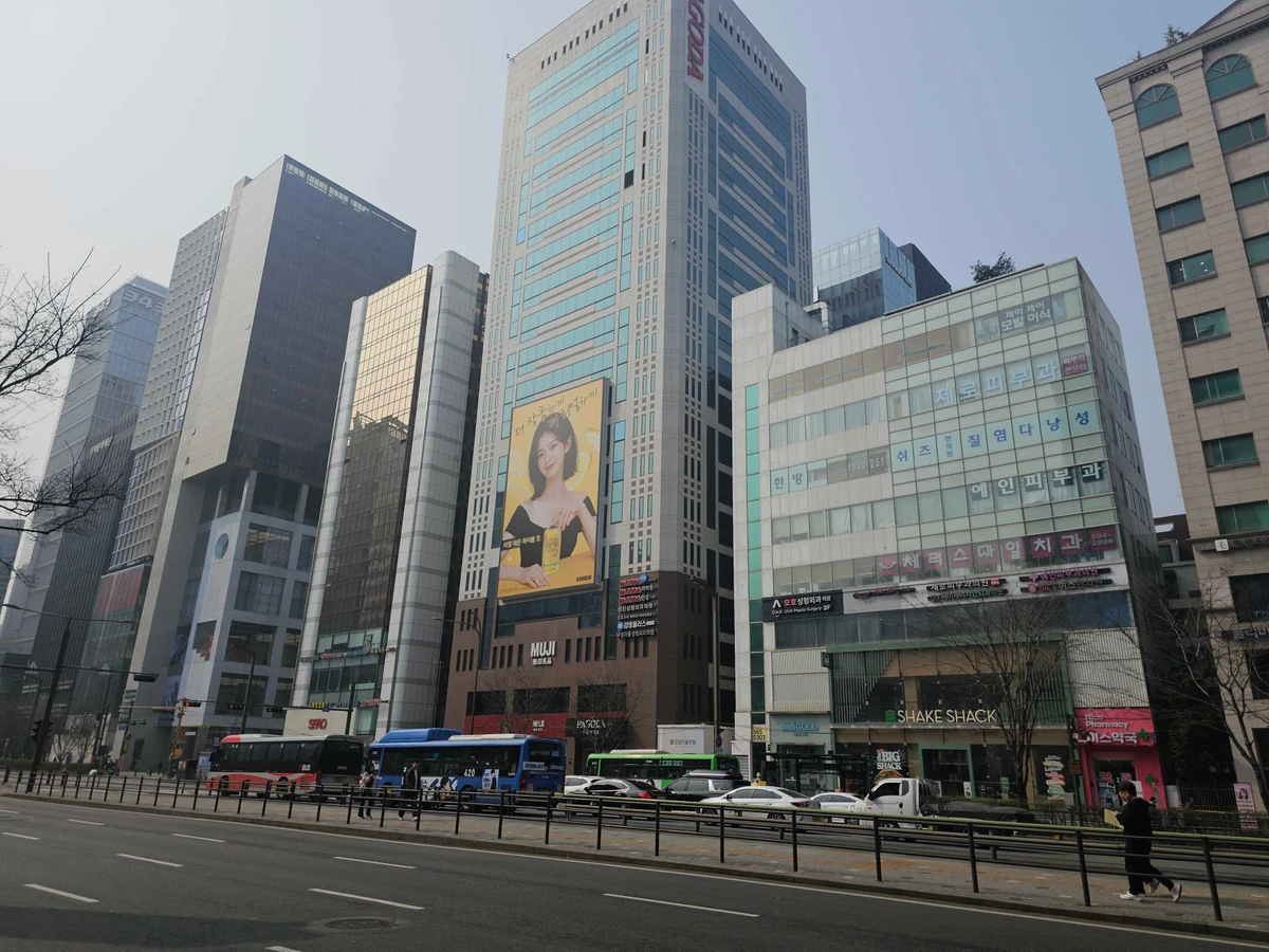 카브루 광고 이미지