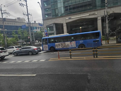 닥터스 피부과의원 신사