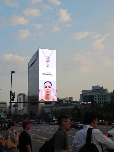 샤넬 옥외광고