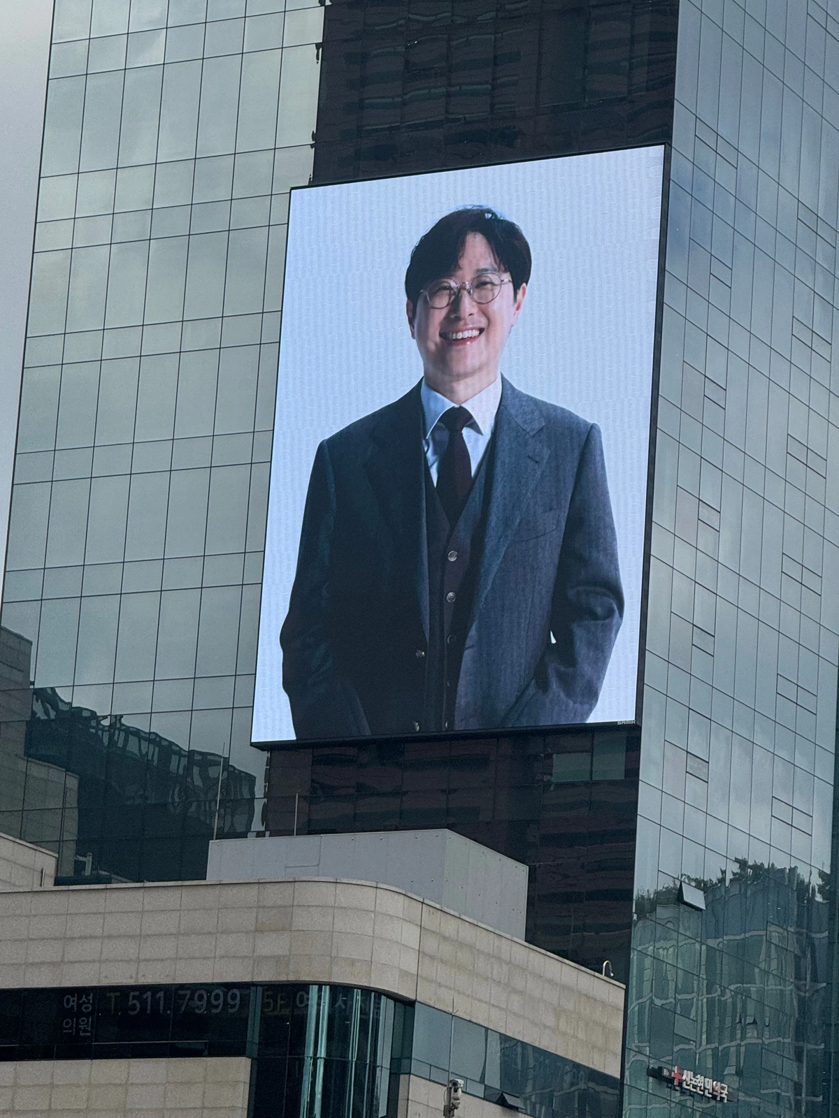 업비트 광고 이미지