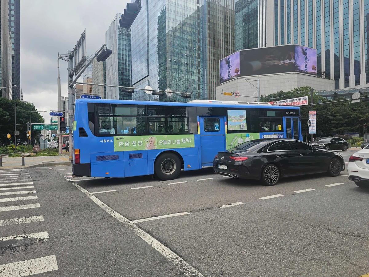 토레타 광고 이미지